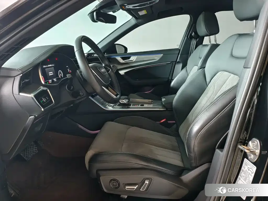 Audi A6L id 4629749 из Китая 14
