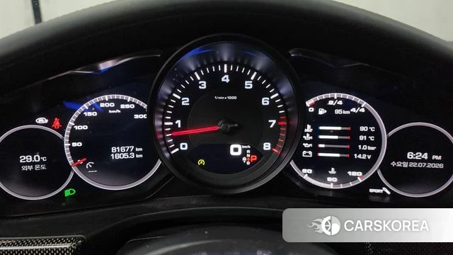 Porsche Panamera (971) id 4615310 из Кореи 32