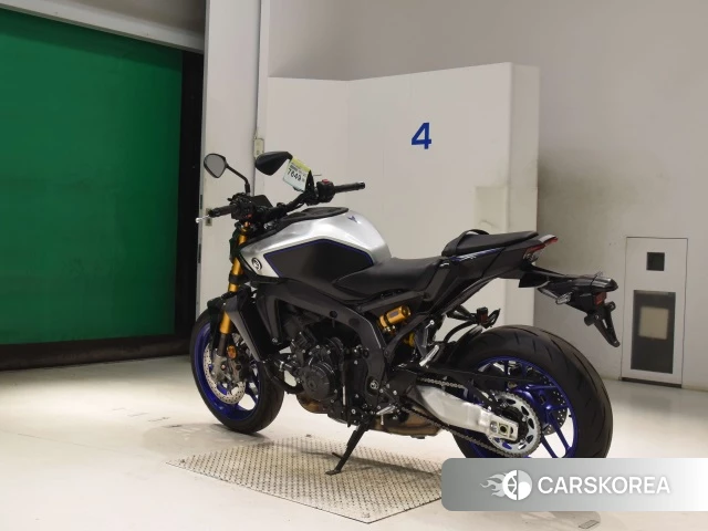 Yamaha MT-09 SP id 4319933 из Японии 8