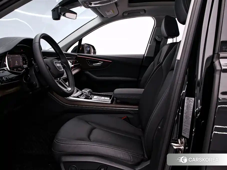 Audi Q7 id 4617119 из Китая 15