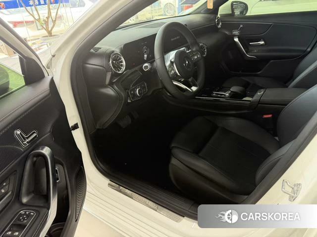 Mercedes-Benz Class A id 4348723 из Китая 8