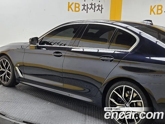 BMW 5 Series (G30) id 2907030 из Кореи 16