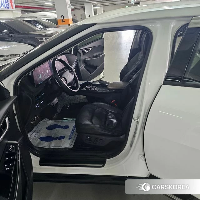 Kia EV6 id 3877620 из Кореи 18