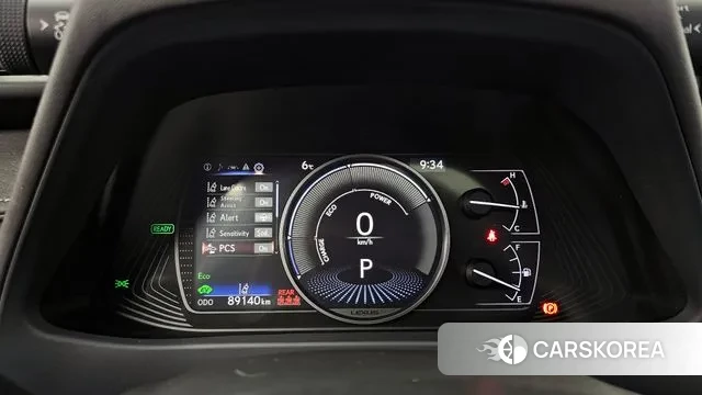 Lexus UX250h id 3788566 из Кореи 18