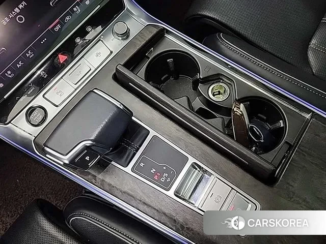 Audi A7 (4K) id 3697728 из Кореи 18