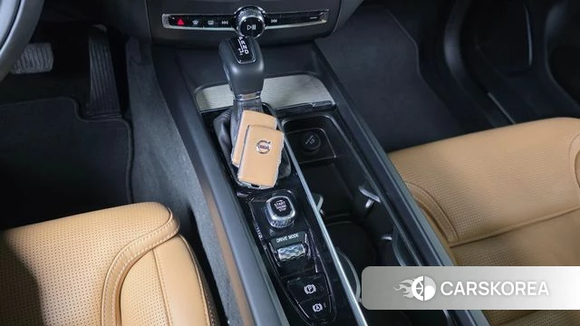 Volvo XC60 second Generation id 4662911 из Кореи 32