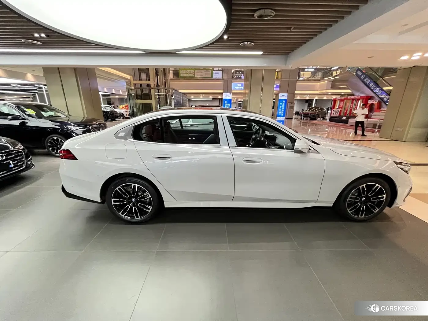 BMW 5 series id 4622317 из Китая 8