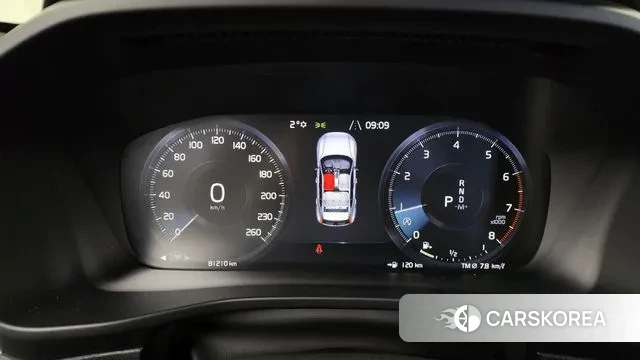 Volvo XC40 id 3552049 из Кореи 18