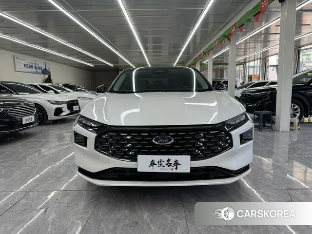 Ford Mondeo id 4380508 из Китая 8