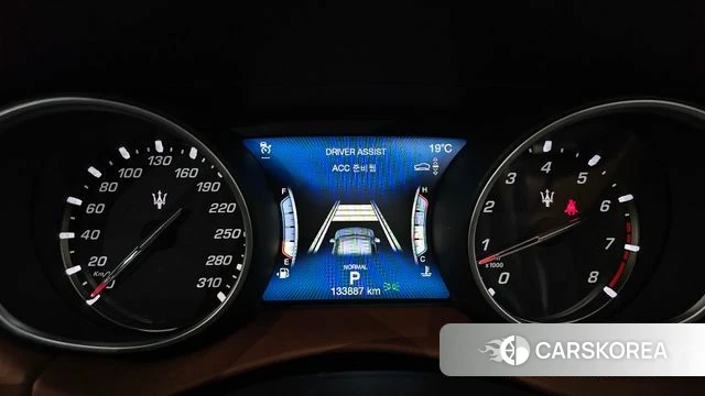 Maserati Levante id 3861079 из Кореи 18