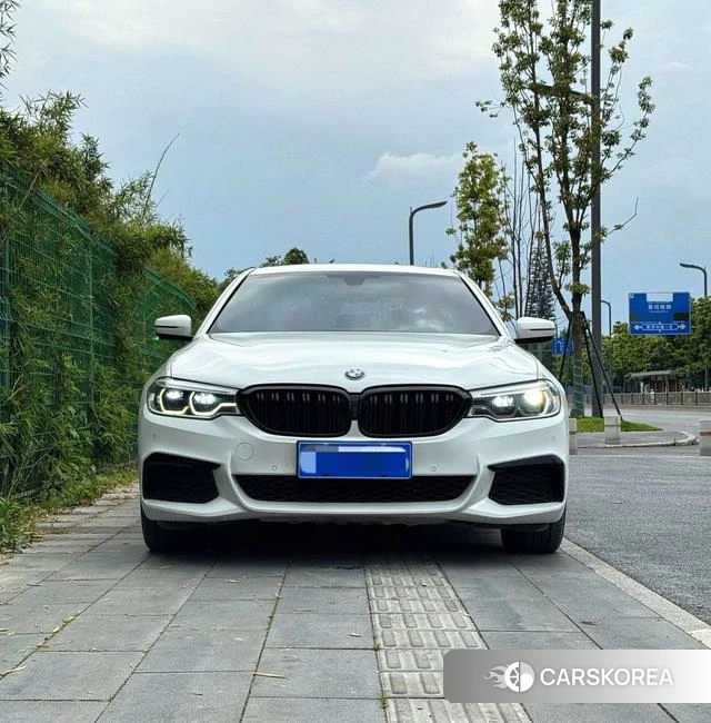 BMW 5 series id 4258248 из Китая 9