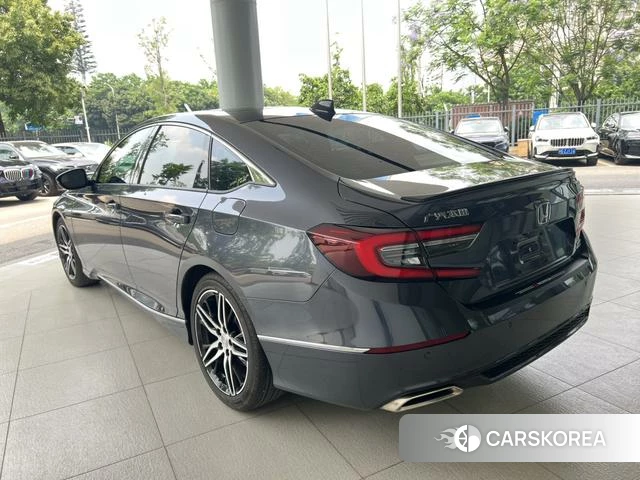Honda Accord id 4353490 из Китая 13