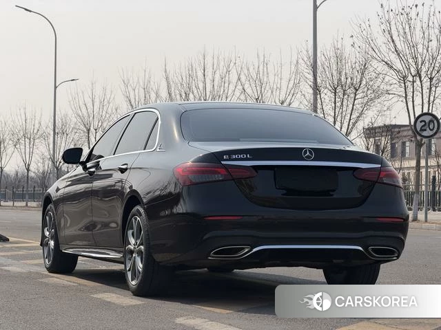 Mercedes-Benz E-class id 4258175 из Китая 8