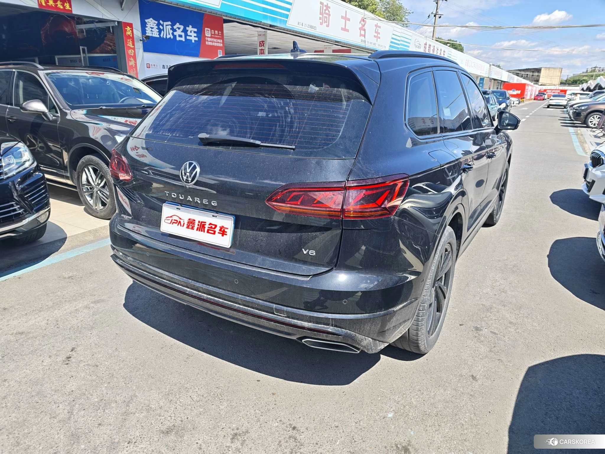 Volkswagen Touareg id 4487382 из Китая 8