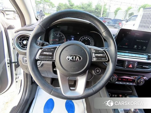 Kia Come New K3 id 4594721 из Кореи 16
