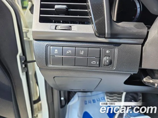 Ssangyong The New Rexton Sports Cannes id 2677325 из Кореи 18