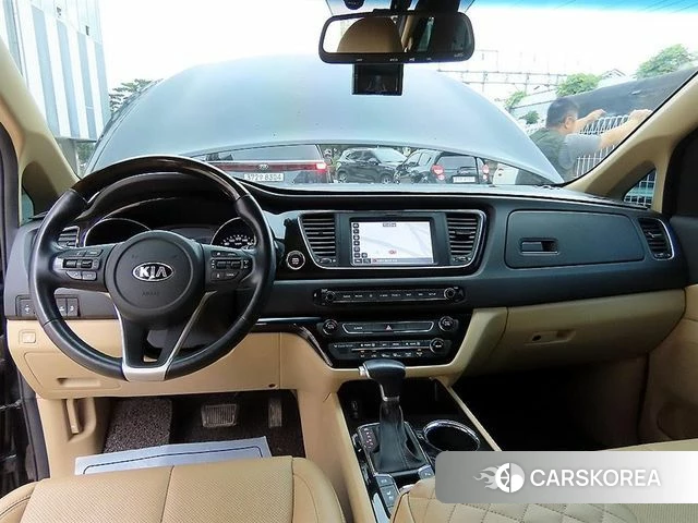 Kia The New Carnival id 4557389 из Кореи 18