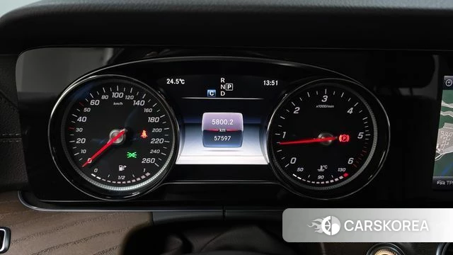 Mercedes-Benz E-Class W213 id 4459649 из Кореи 28