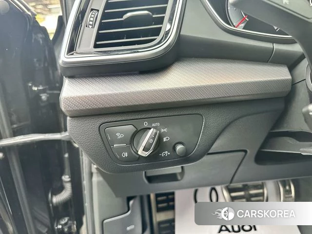 Audi Q5L Sportback id 4238371 из Китая 30