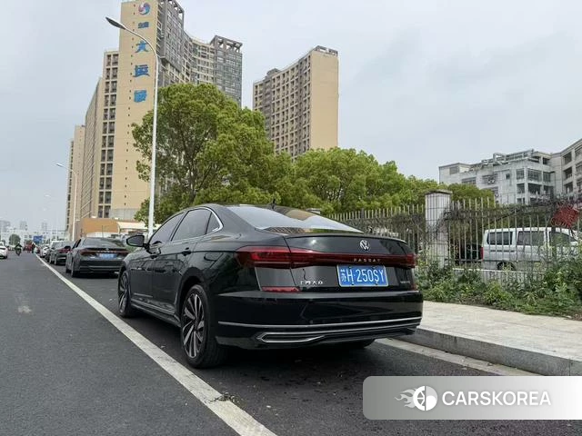 Volkswagen Passat id 4241462 из Китая 9
