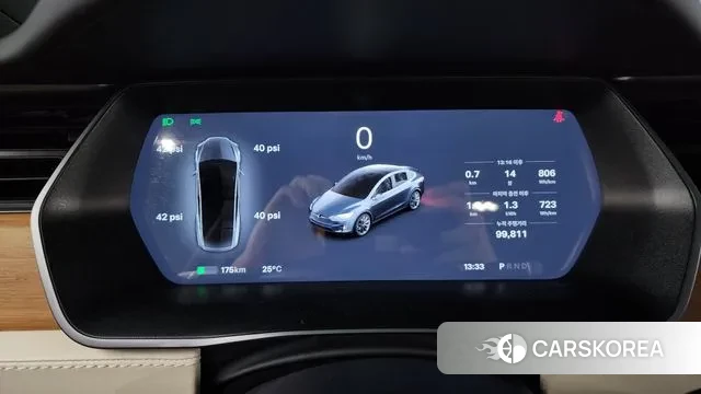 Tesla Model X id 3187228 из Кореи 18