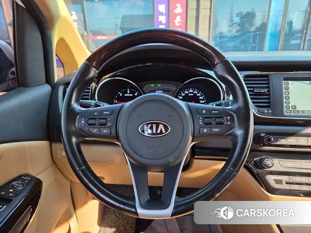 Kia The New Carnival id 3612411 из Кореи 18