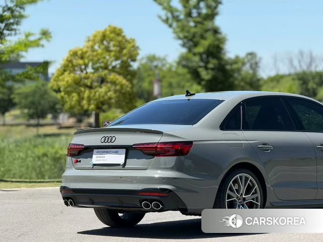 Audi S4 id 4307482 из Китая 8
