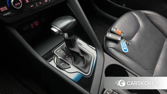 Kia Niro id 4770849 из Кореи 32