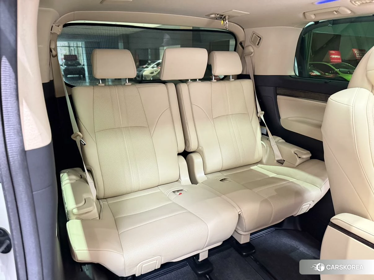 Toyota Elfa id 4452072 из Китая 37
