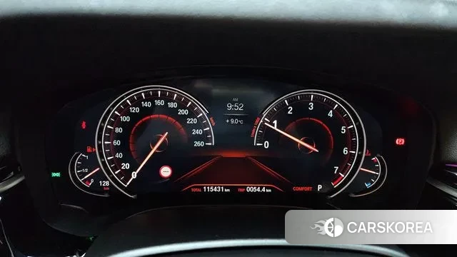 BMW 5 Series (G30) id 3391505 из Кореи 18