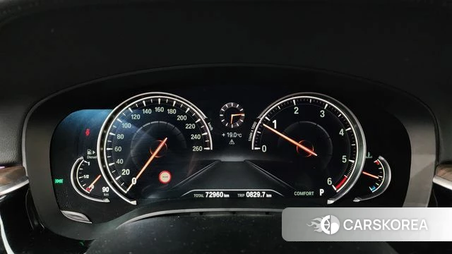 BMW 5 Series (G30) id 3925121 из Кореи 18