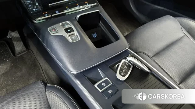 Hyundai The New Grandeur IG id 3060278 из Кореи 18