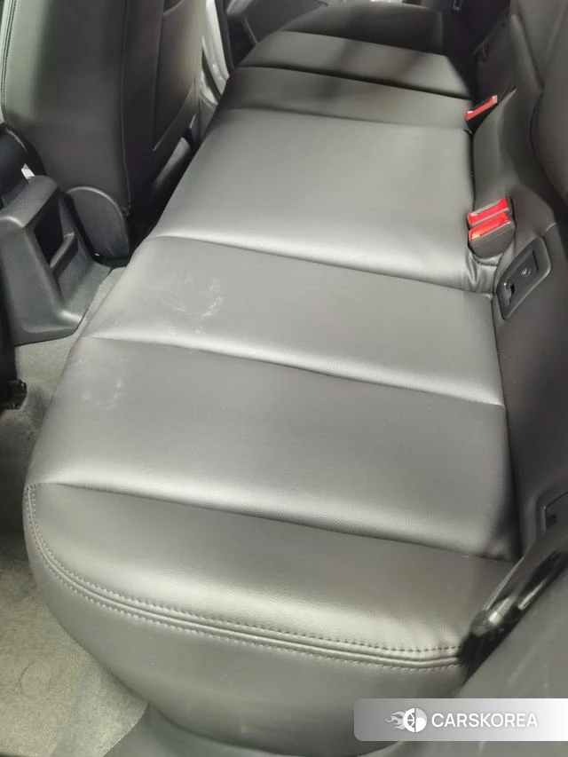 Audi Q2L id 4208809 из Китая 23