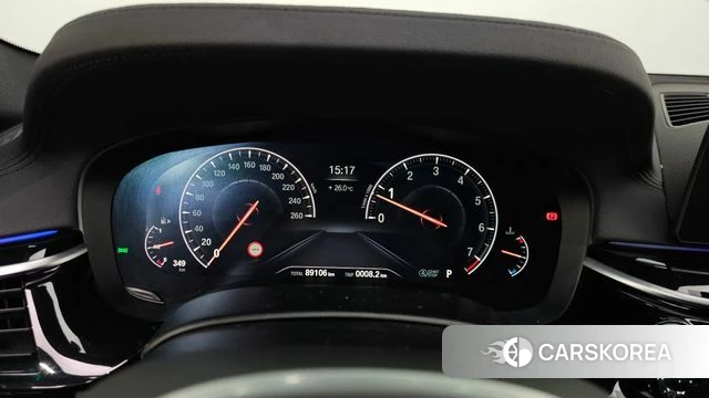 BMW 5 Series (G30) id 4410794 из Кореи 30