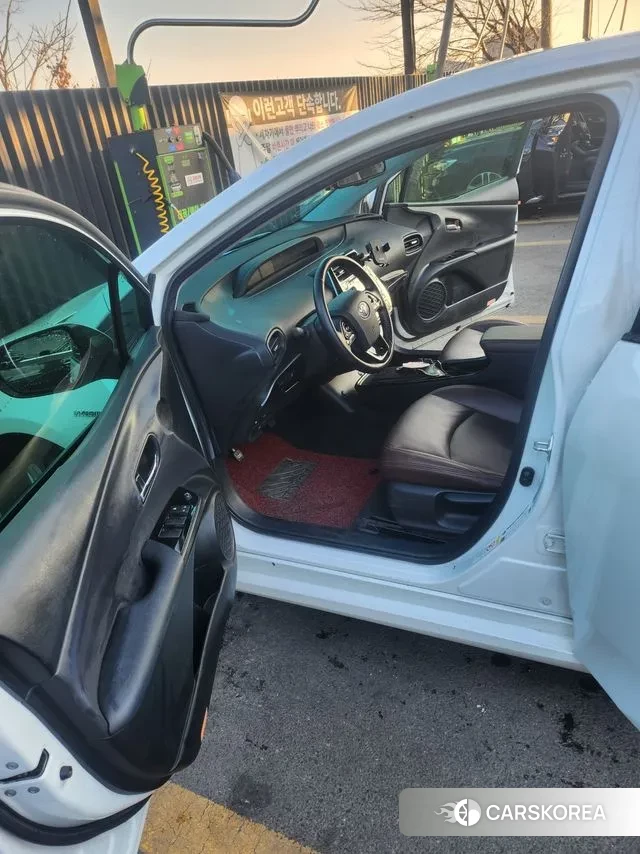 Toyota Prius 4th Generation id 3561919 из Кореи 15