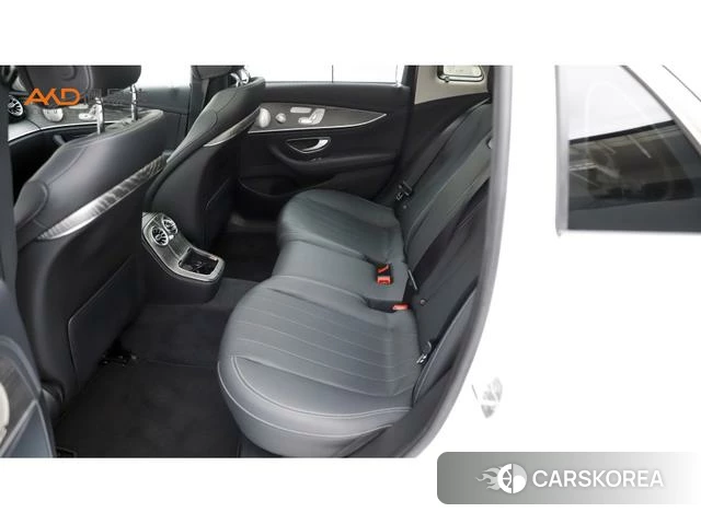 Mercedes-Benz E-class id 4265323 из Китая 8