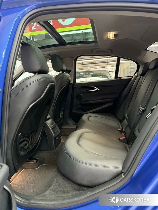 BMW 1 series id 4213378 из Китая 12