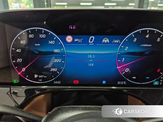 Mercedes-Benz E-Class W214 id 4468257 из Кореи 18