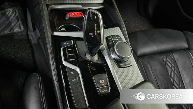 BMW 5 Series (G30) id 4937382 из Кореи 28