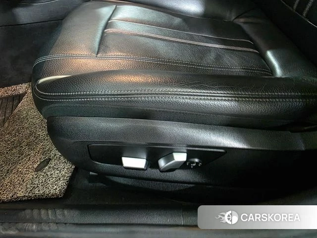 BMW 5 Series (G30) id 4269449 из Кореи 18