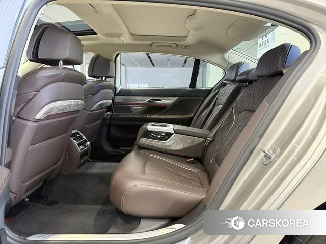 BMW 7 series id 4259264 из Китая 16
