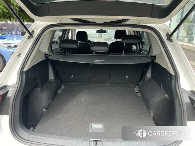 Volkswagen Tiguan L id 4258438 из Китая 19