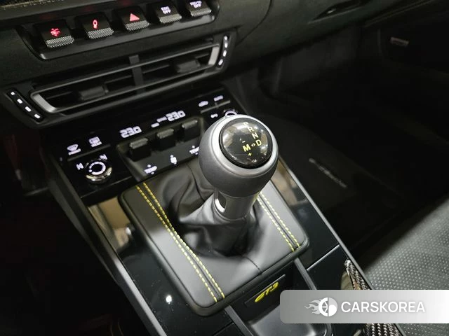 Porsche 911(992) id 4361250 из Кореи 18