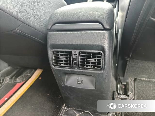 Nissan TIIDA id 4262563 из Китая 18