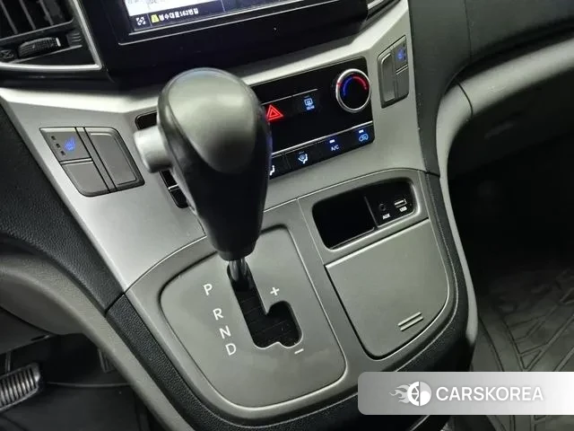 Hyundai The New Grand Starex id 3773301 из Кореи 18