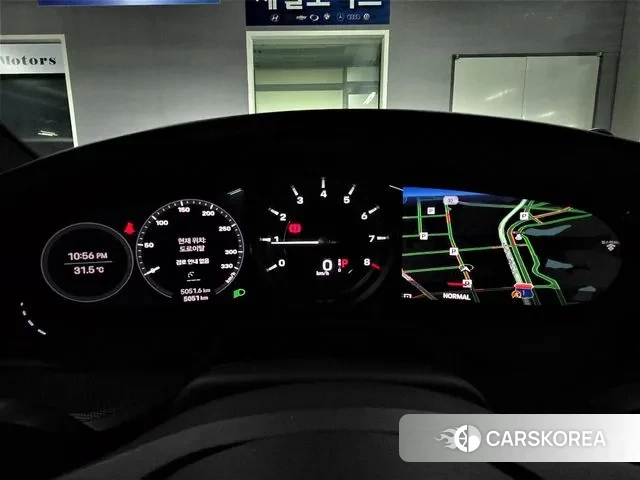 Porsche 911(992) id 3041847 из Кореи 18