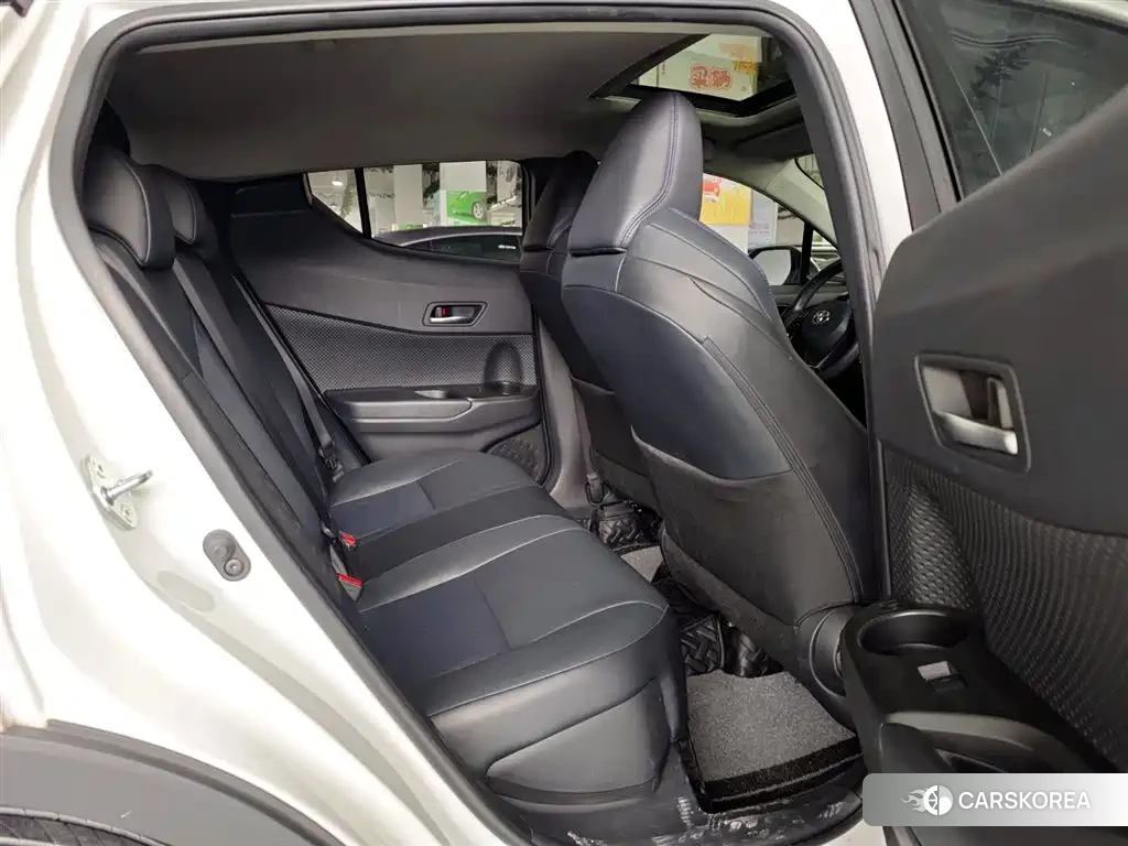 Toyota C-HR id 4601013 из Китая 26