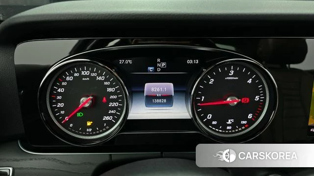 Mercedes-Benz E-Class W213 id 4233187 из Кореи 29