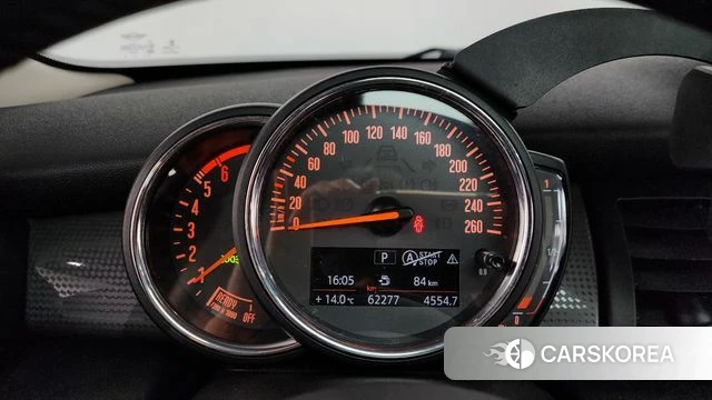 Mini Cooper D id 3801568 из Кореи 18