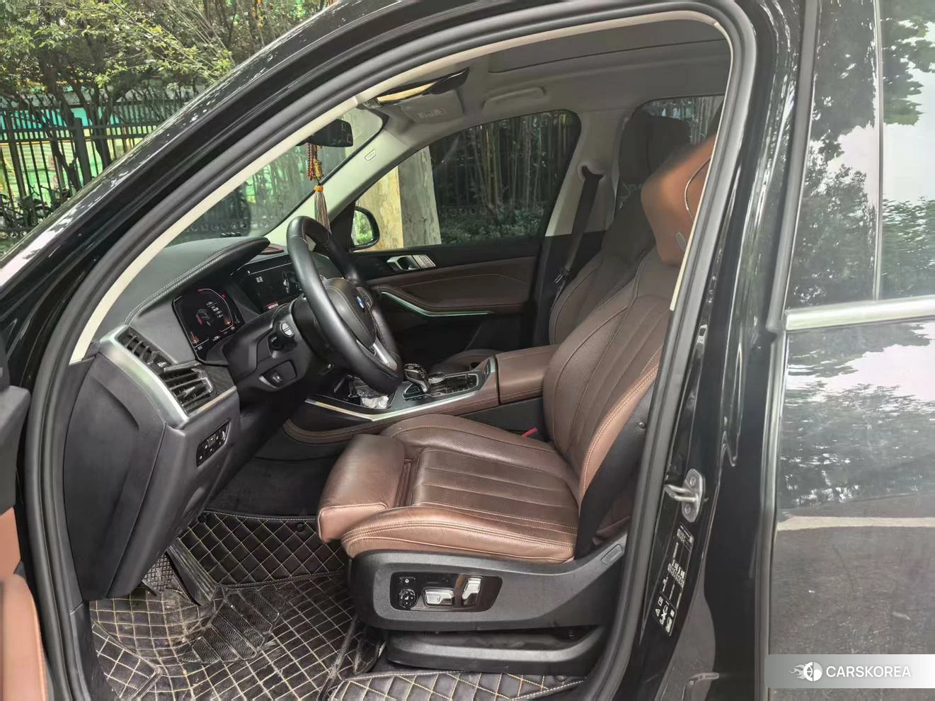 BMW X7 id 4492701 из Китая 9
